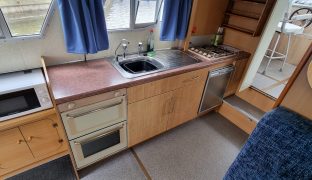 Aquafibre 38 - Glenda II - 8 Berth Inland Cruiser