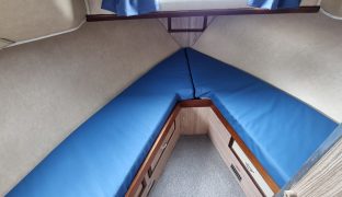 Aquafibre 38 - Glenda II - 8 Berth Inland Cruiser