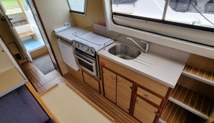 Sheerline 740 - Peace 2  - 3 Berth Inland Cruiser