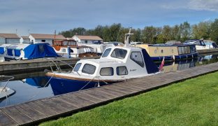 Nelson 18 - Seaquest - 2 Berth Fishing Boat