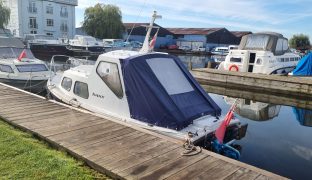 Nelson 18 - Seaquest - 2 Berth Fishing Boat