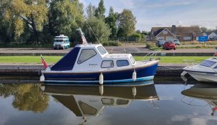 Nelson 18 - Seaquest - 2 Berth Fishing Boat