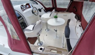 Quicksilver 540 - Squirt - 2 Berth Motor Boat