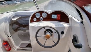 Quicksilver 540 - Squirt - 2 Berth Motor Boat