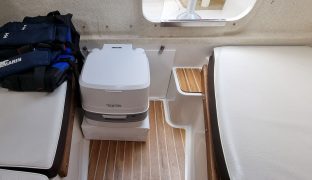 Quicksilver 540 - Squirt - 2 Berth Motor Boat