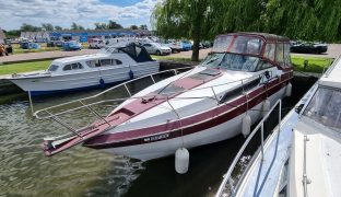 Century Meridian - Red Dog - 4 Berth Sports Cruiser