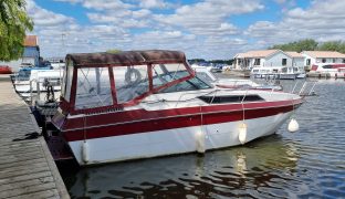 Century Meridian - Red Dog - 4 Berth Sports Cruiser