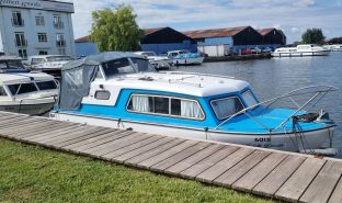 Nauticus 22 - Norfolk Dream - 2 Berth Inland Cruiser