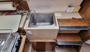 Pegasus 800 - Electric Excalibur - 4 Berth Sailing Yacht