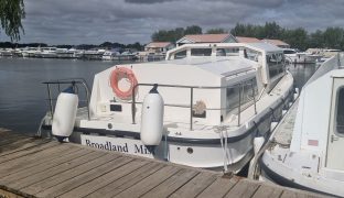 Connoisseur 37 - Broadland Mist - 2 Berth Inland Cruiser