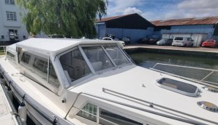 Connoisseur 37 - Broadland Mist - 2 Berth Inland Cruiser