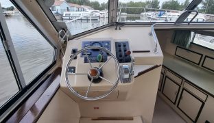 Connoisseur 37 - Broadland Mist - 2 Berth Inland Cruiser