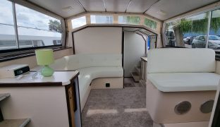 Connoisseur 37 - Broadland Mist - 2 Berth Inland Cruiser