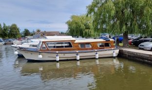 Aquabelle - Lady Zena - 4 Berth Inland Cruiser