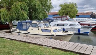 Myra 23 - Barbara Ivy Rose - 4 Berth Inland Cruiser