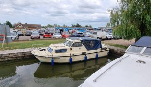 Myra 23 - Barbara Ivy Rose - 4 Berth Inland Cruiser