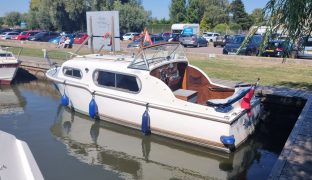 Freeman 22 - Rambler - 4 Berth Inland Cruiser