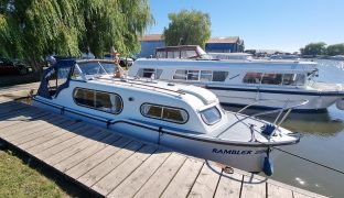 Freeman 22 - Rambler - 4 Berth Inland Cruiser