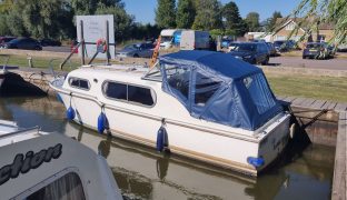 Freeman 22 - Rambler - 4 Berth Inland Cruiser