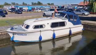 Freeman 22 - Rambler - 4 Berth Inland Cruiser