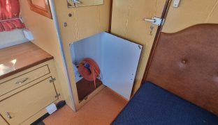 Bourne 35 - Victoria Jane - 6 Berth Inland Cruiser