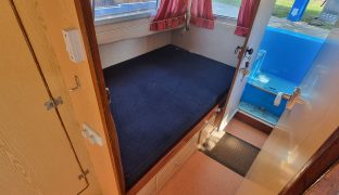 Bourne 35 - Victoria Jane - 6 Berth Inland Cruiser