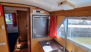 Bourne 35 - Victoria Jane - 6 Berth Inland Cruiser