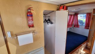 Bourne 35 - Victoria Jane - 6 Berth Inland Cruiser