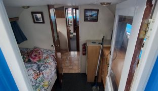 DC 30 - Compass Rose - 4 Berth Inland Cruiser