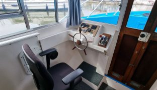 DC 30 - Compass Rose - 4 Berth Inland Cruiser