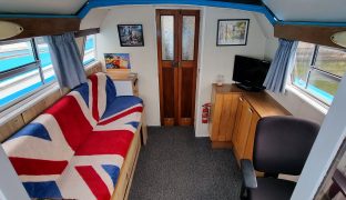 DC 30 - Compass Rose - 4 Berth Inland Cruiser