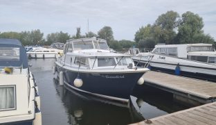 Amerglass 32 - Snowbird - 6 Berth Motor Yacht