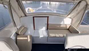 Amerglass 32 - Snowbird - 6 Berth Motor Yacht