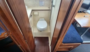 Sheerline 950 Harmony - Hi Light - 5 Berth Ex-Hire Cruiser