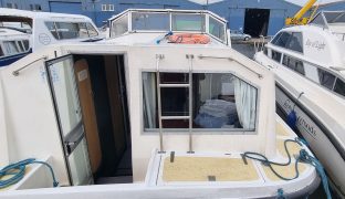 Alphacraft 35 - Brilliant Light - 5 Berth Ex-Hire Cruiser