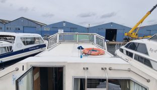 Alphacraft 35 - Brilliant Light - 5 Berth Ex-Hire Cruiser