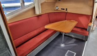 Alphacraft 35 - Brilliant Light - 5 Berth Ex-Hire Cruiser