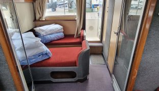 Alphacraft 35 - Brilliant Light - 5 Berth Ex-Hire Cruiser