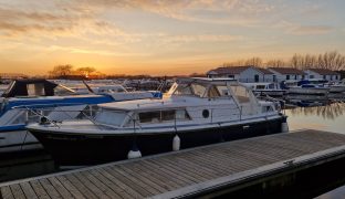 Amerglass 32 - Snowbird - 6 Berth Motor Yacht