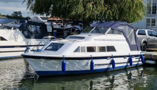 Sheerline 740 - - 2 Berth Inland Cruiser