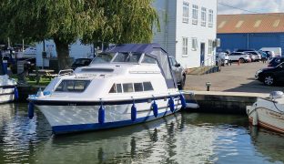 Sheerline 740 - - 2 Berth Inland Cruiser