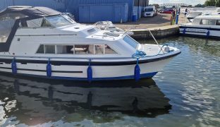 Sheerline 740 - - 2 Berth Inland Cruiser