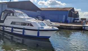 Sheerline 740 - - 2 Berth Inland Cruiser