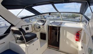 Sheerline 950 Harmony - Hi Light - 5 Berth Ex-Hire Cruiser