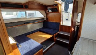 Sheerline 950 Harmony - Hi Light - 5 Berth Ex-Hire Cruiser