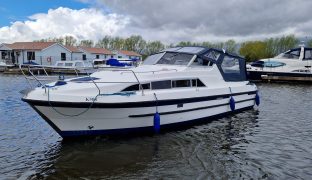 Sheerline 950 Harmony - Hi Light - 5 Berth Ex-Hire Cruiser