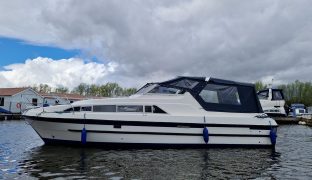 Sheerline 950 Harmony - Hi Light - 5 Berth Ex-Hire Cruiser