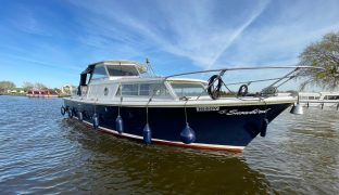 Amerglass 32 - Snowbird - 6 Berth Motor Yacht