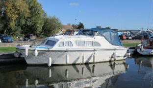 Elysian 27 - Remnus - 4 Berth 4 Berth Inland Cruiser