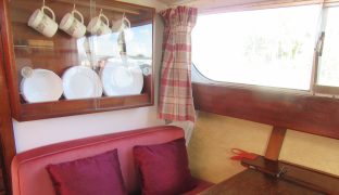 Elysian 27 - Remnus - 4 Berth 4 Berth Inland Cruiser